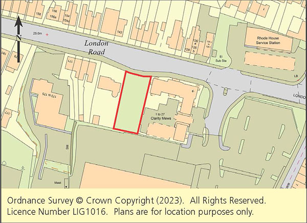 Lot: 85 - LAND WITH OUTLINE PLANNING FOR SEVEN FLATS -